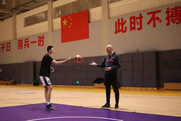 篮球比赛赛前一周训练计划_2